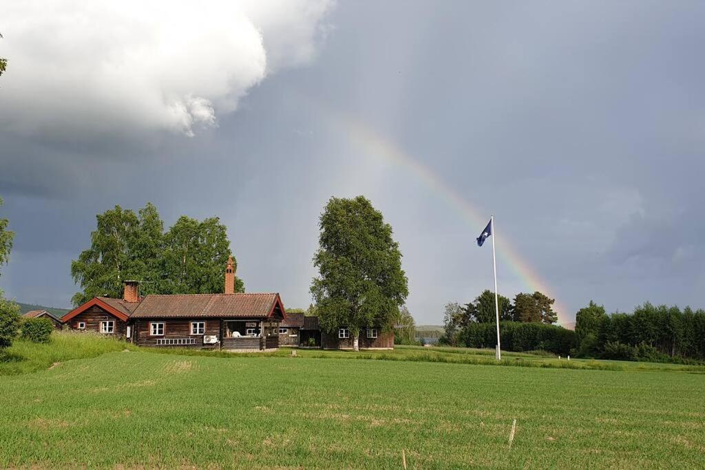 Lake Lodge Roennaes Leksand Exteriör bild